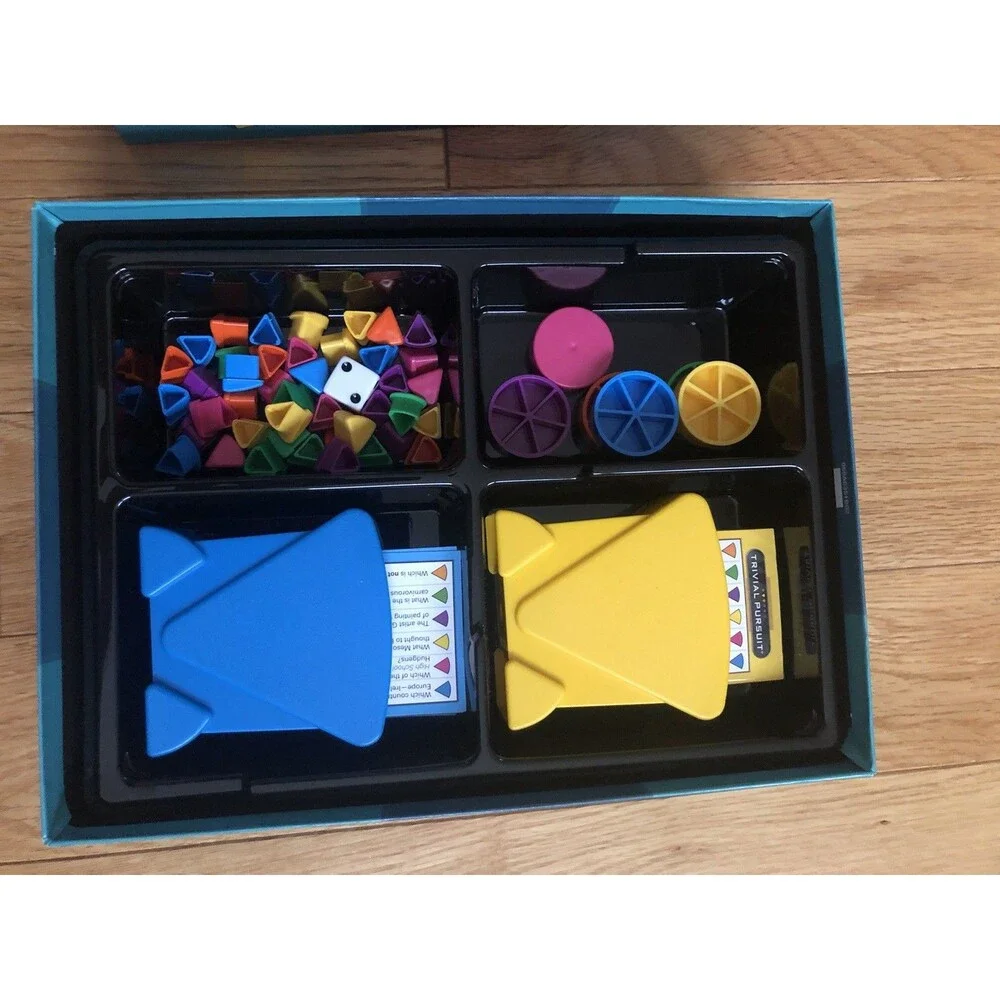 Trivial‎ Pursuit Family Edition New Open Box by Hasbro - COMPLETE- Never Played